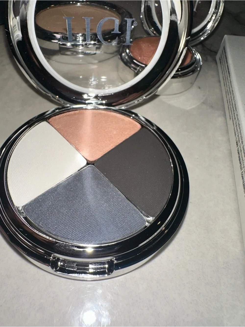 TIGI Cosmetics High Density Quad Eyeshadow in the shade 